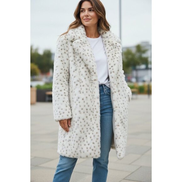 RAGA Jackets & Blazers - NWT Raga Siberian Snow Leopard Faux Fur Coat 1X